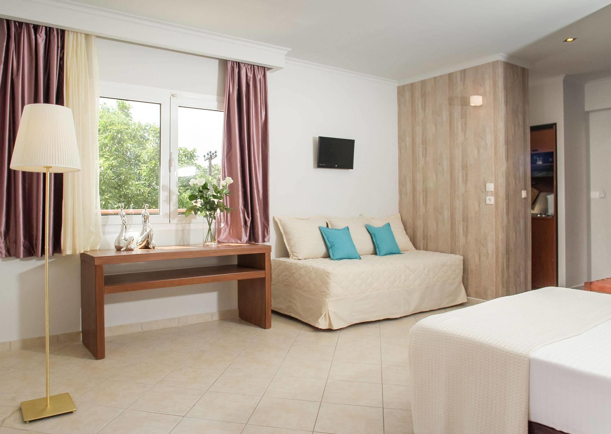 Electra Hotel